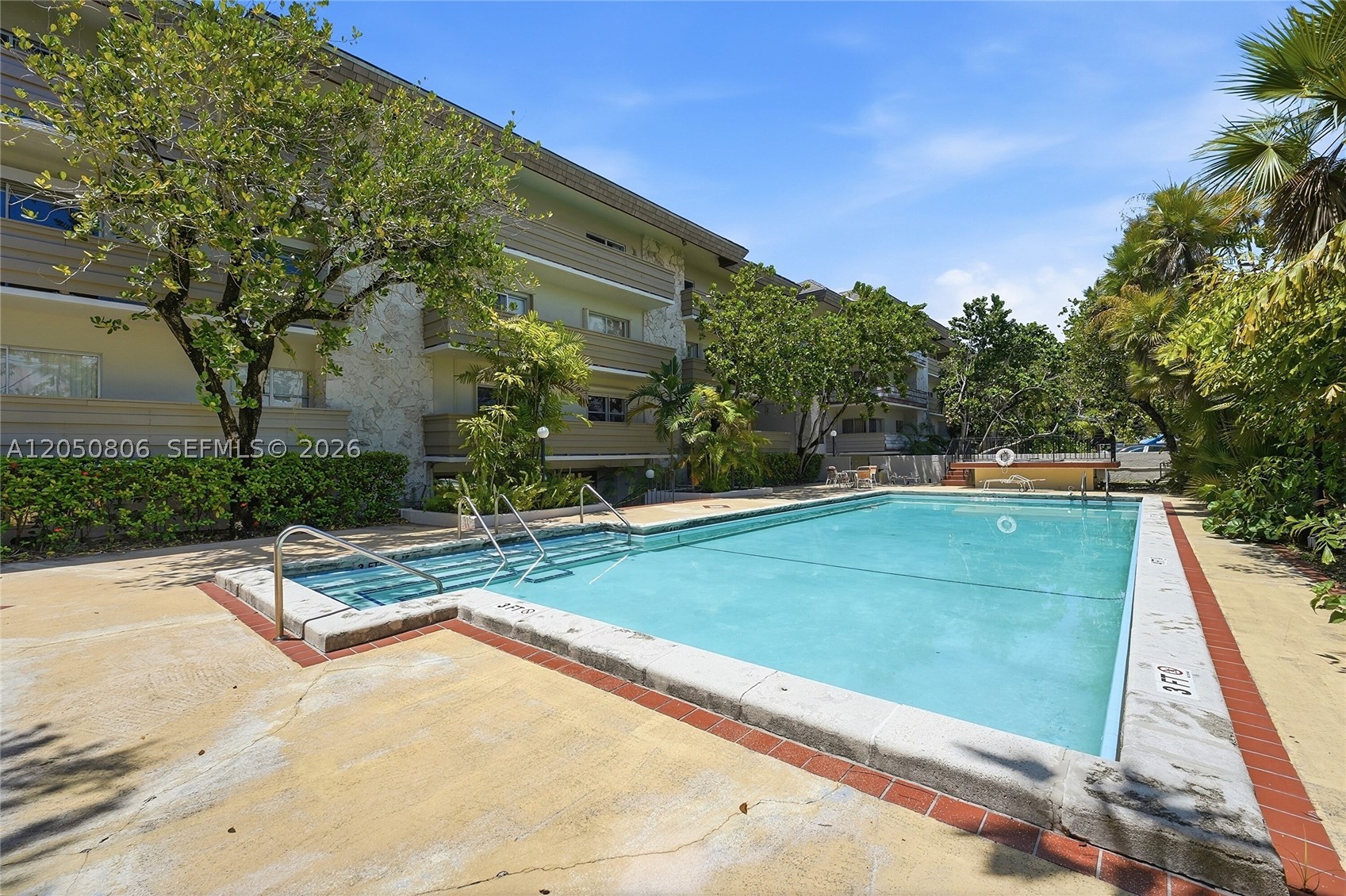 1205 Mariposa Ave #403, Coral Gables FL 33146