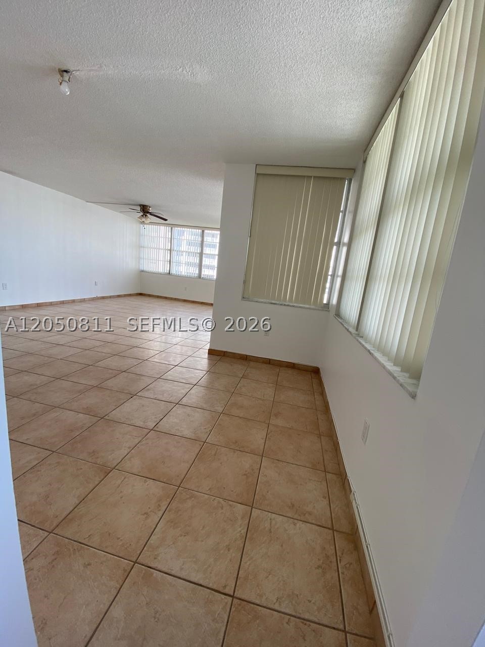 Aventura FL 33160 - A12050811