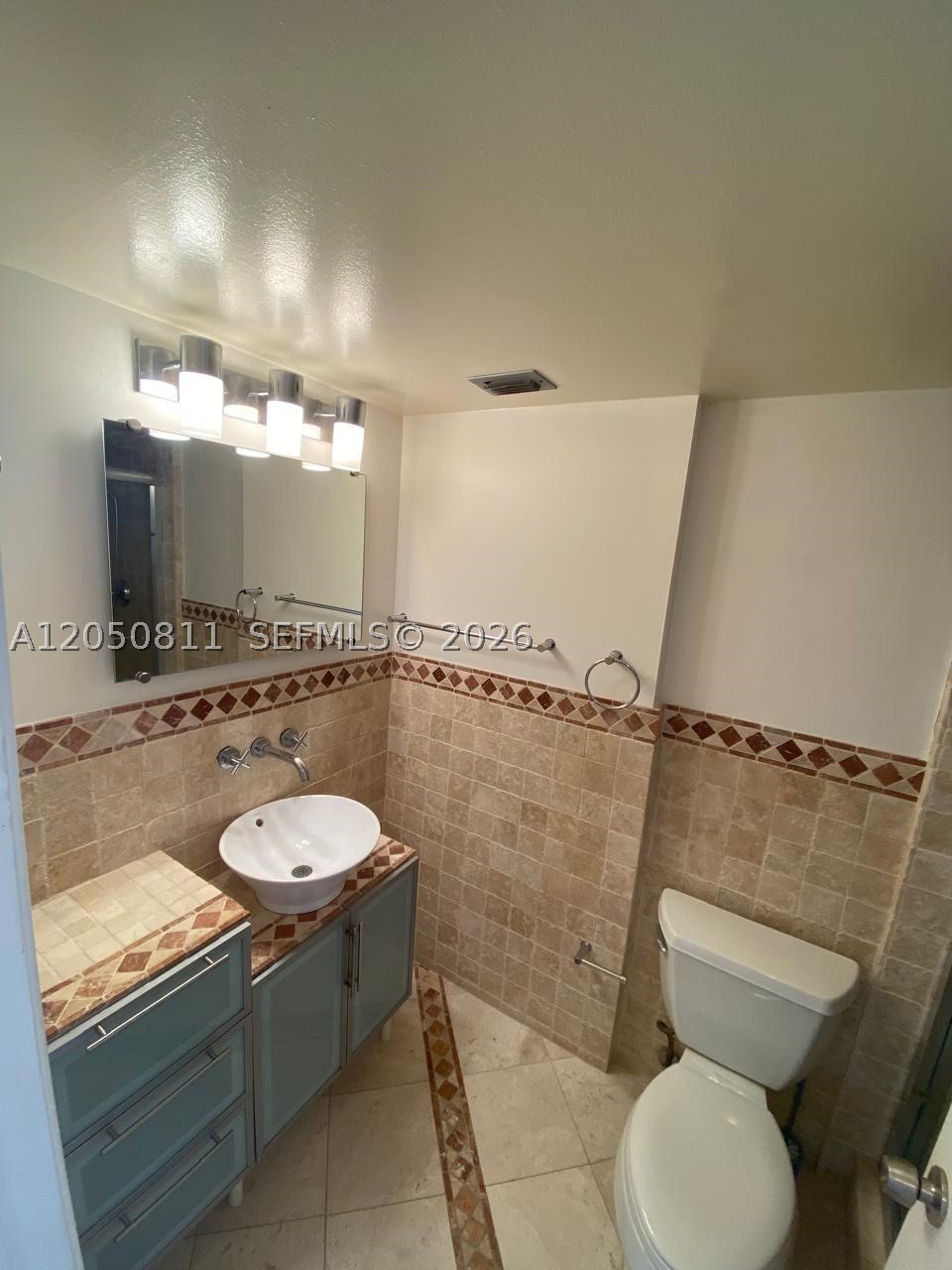 Aventura FL 33160 - A12050811