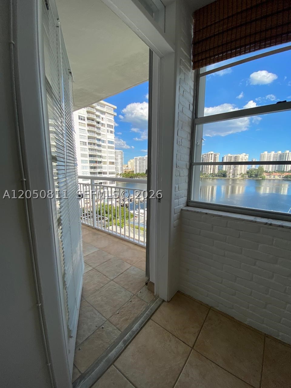 Aventura FL 33160 - A12050811