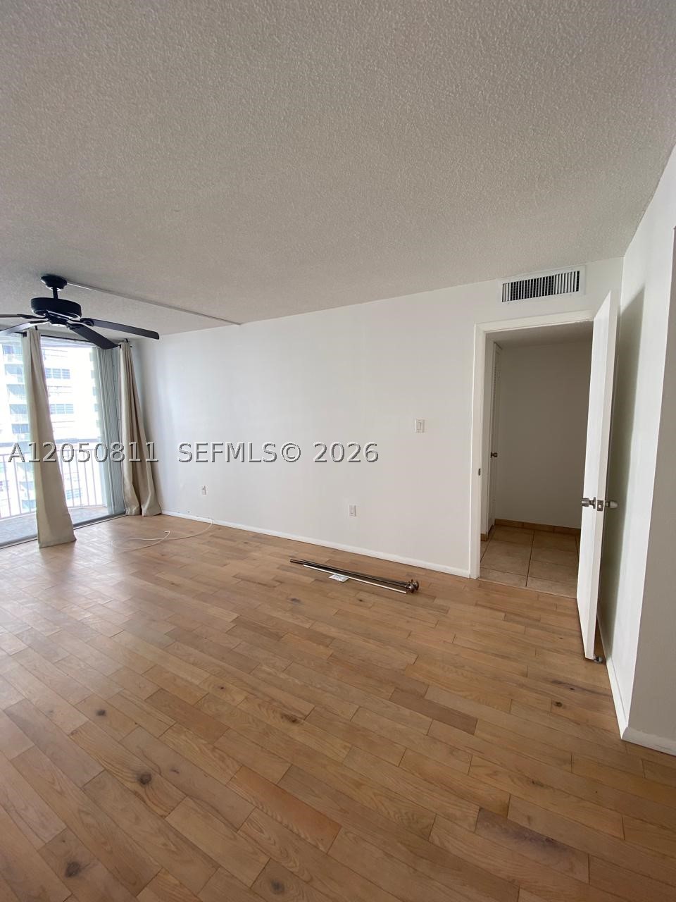 Aventura FL 33160 - A12050811