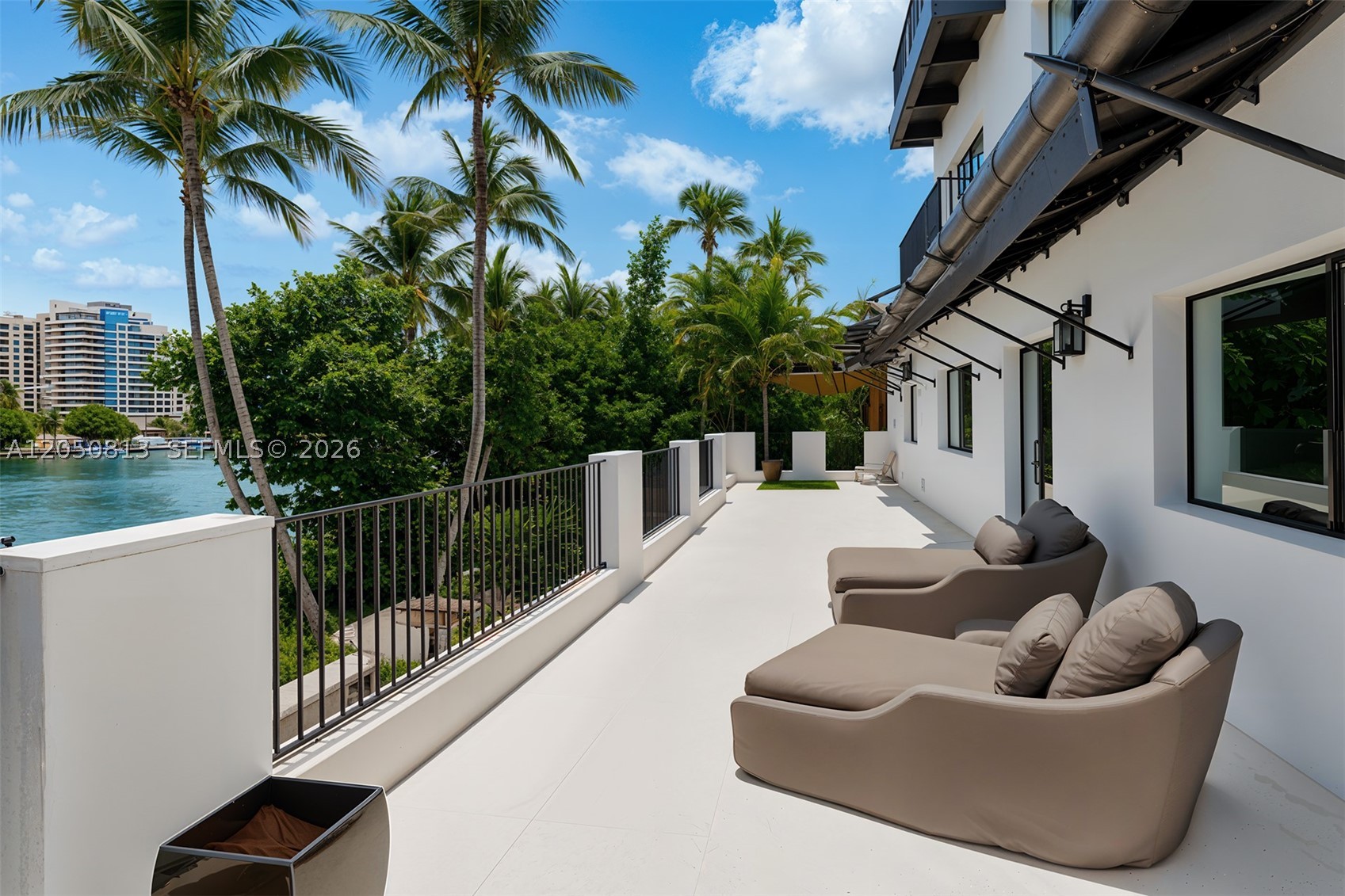 5401 Pine Tree Drive #5401, Miami Beach FL 33140