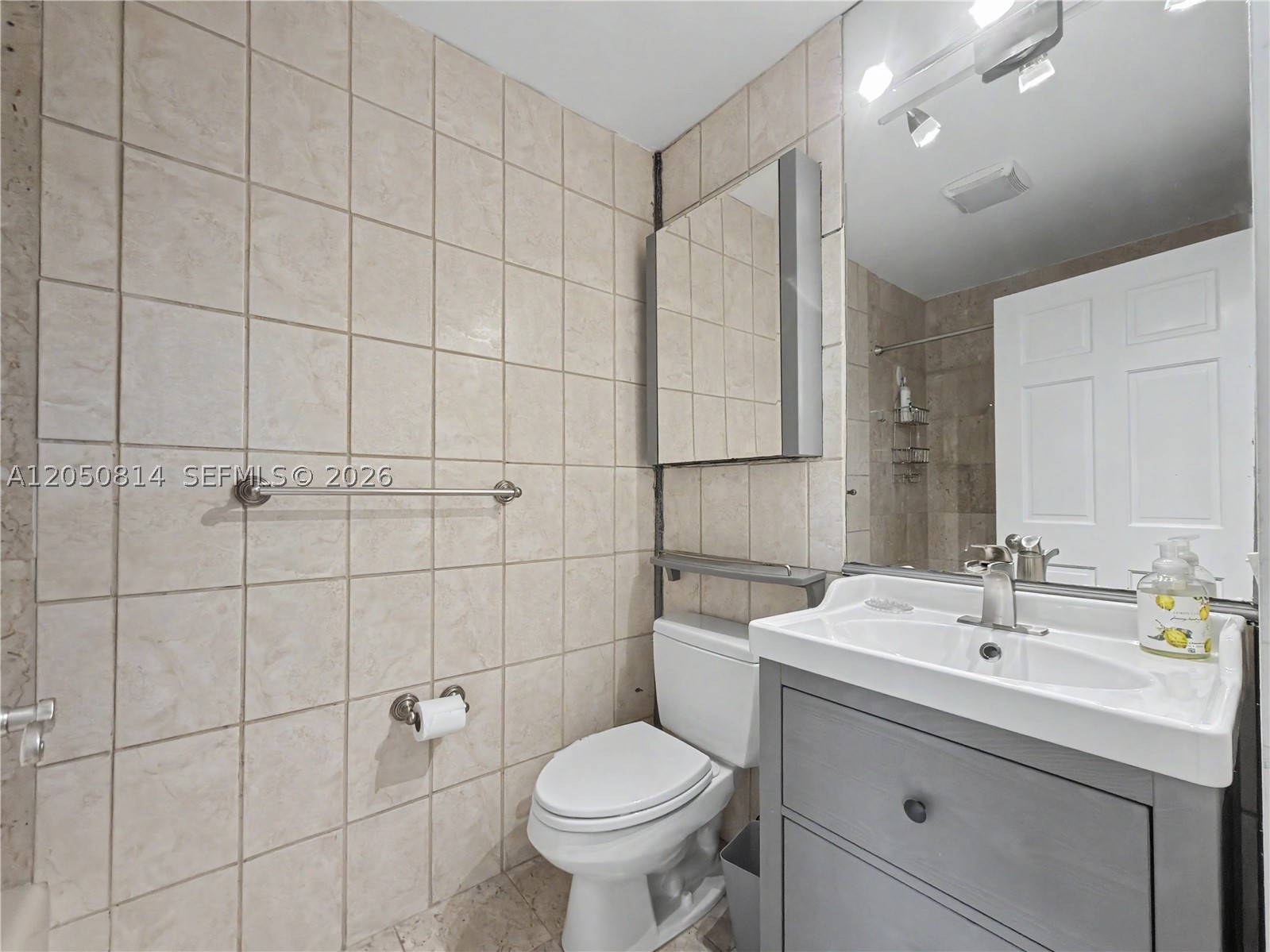 2124 Fisher Island Dr #2124, Miami Beach FL 33109