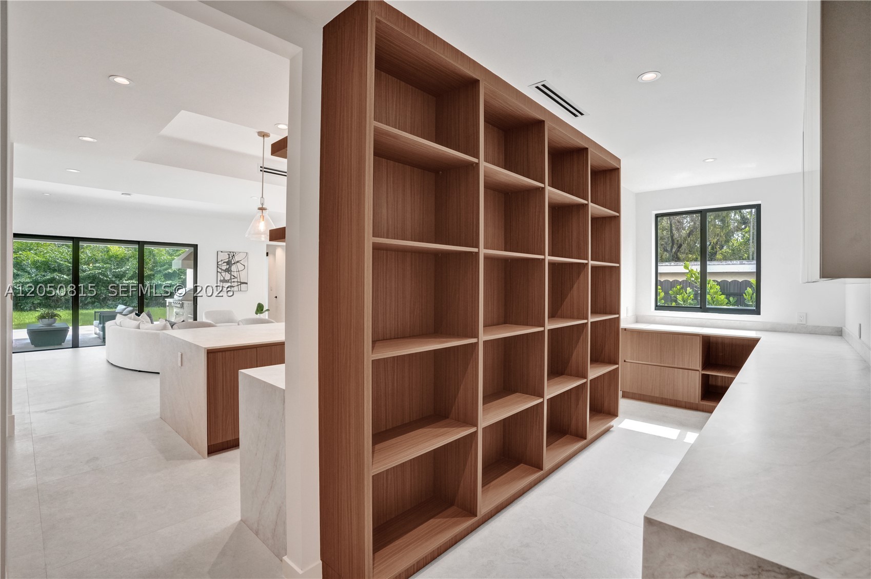 6415 SW 83rd St, Miami FL 33143
