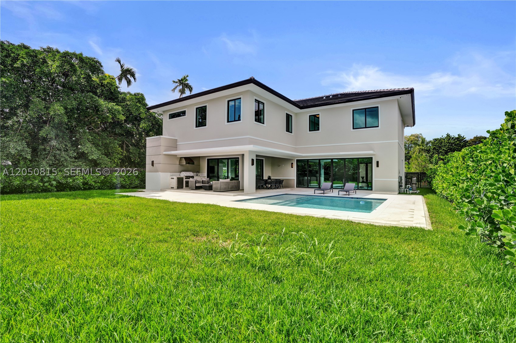 6415 SW 83rd St, Miami FL 33143