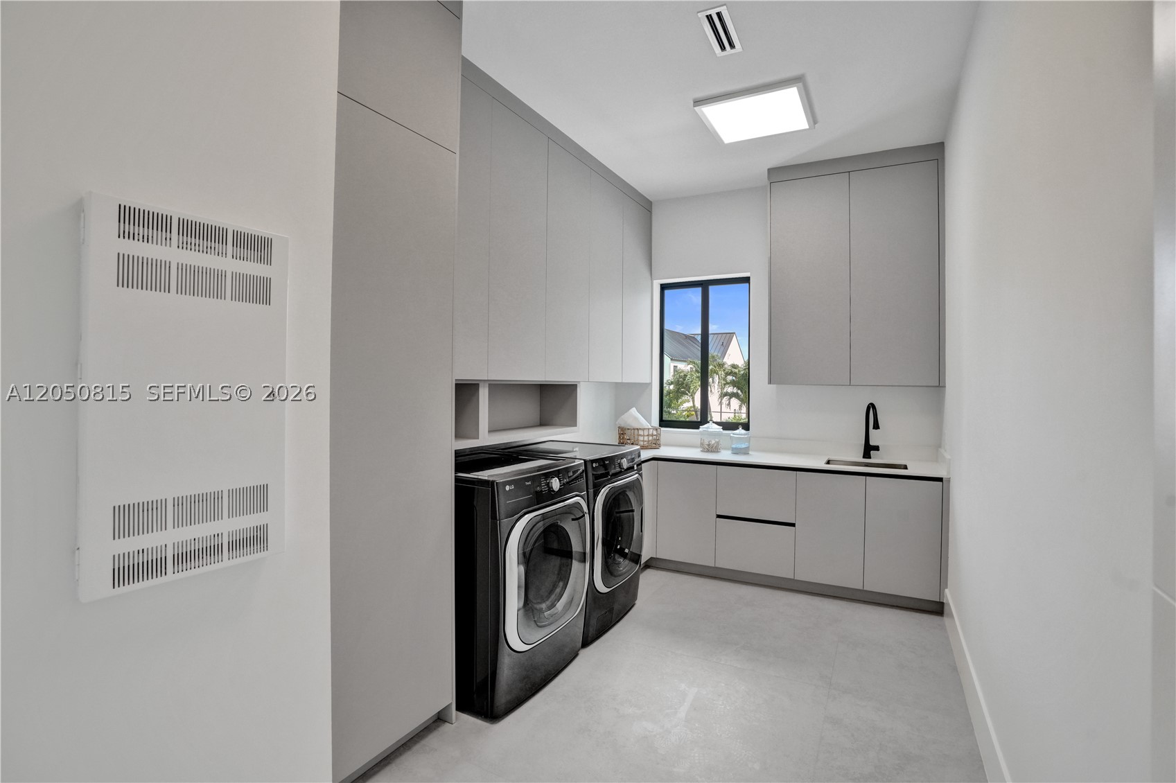 6415 SW 83rd St, Miami FL 33143