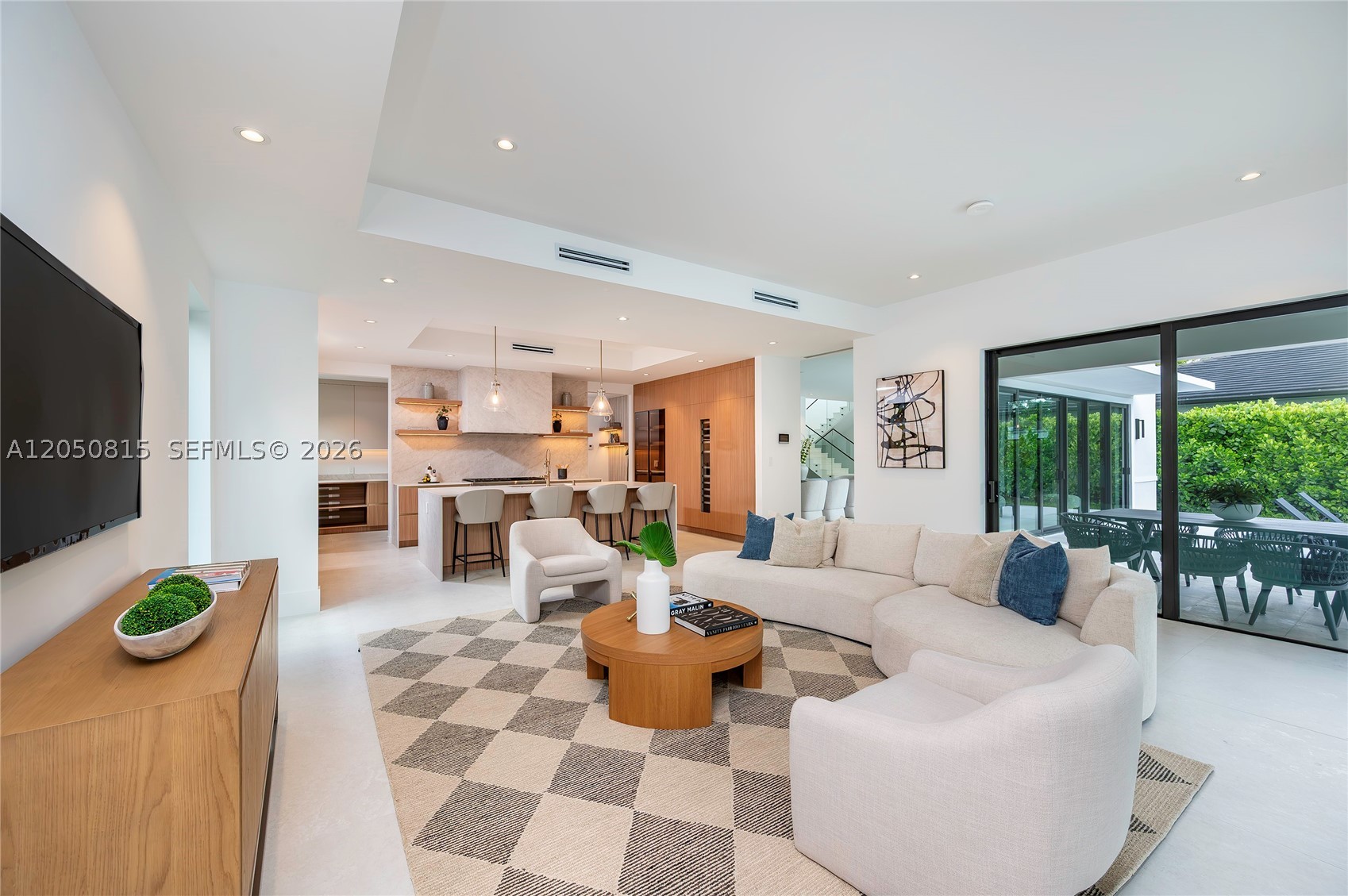 6415 SW 83rd St, Miami FL 33143