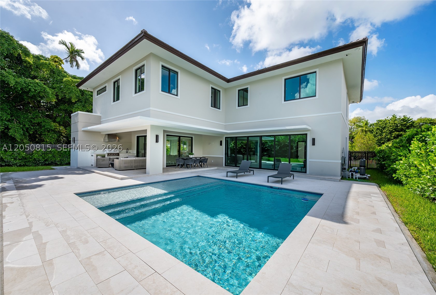 6415 SW 83rd St, Miami FL 33143
