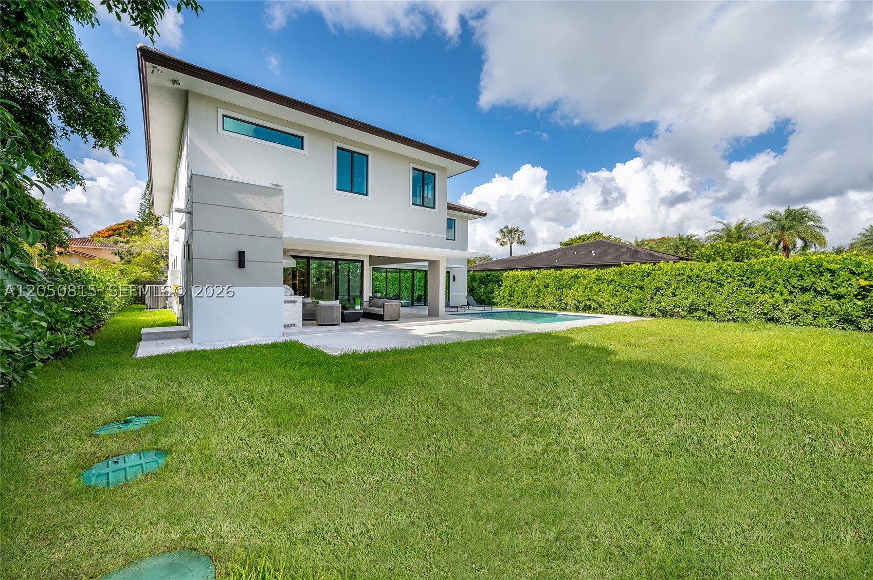 6415 SW 83rd St, Miami FL 33143