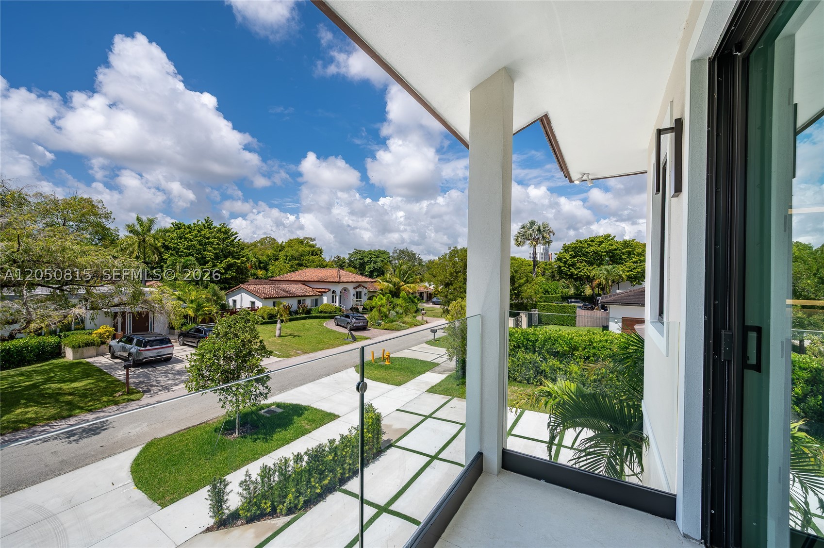 6415 SW 83rd St, Miami FL 33143