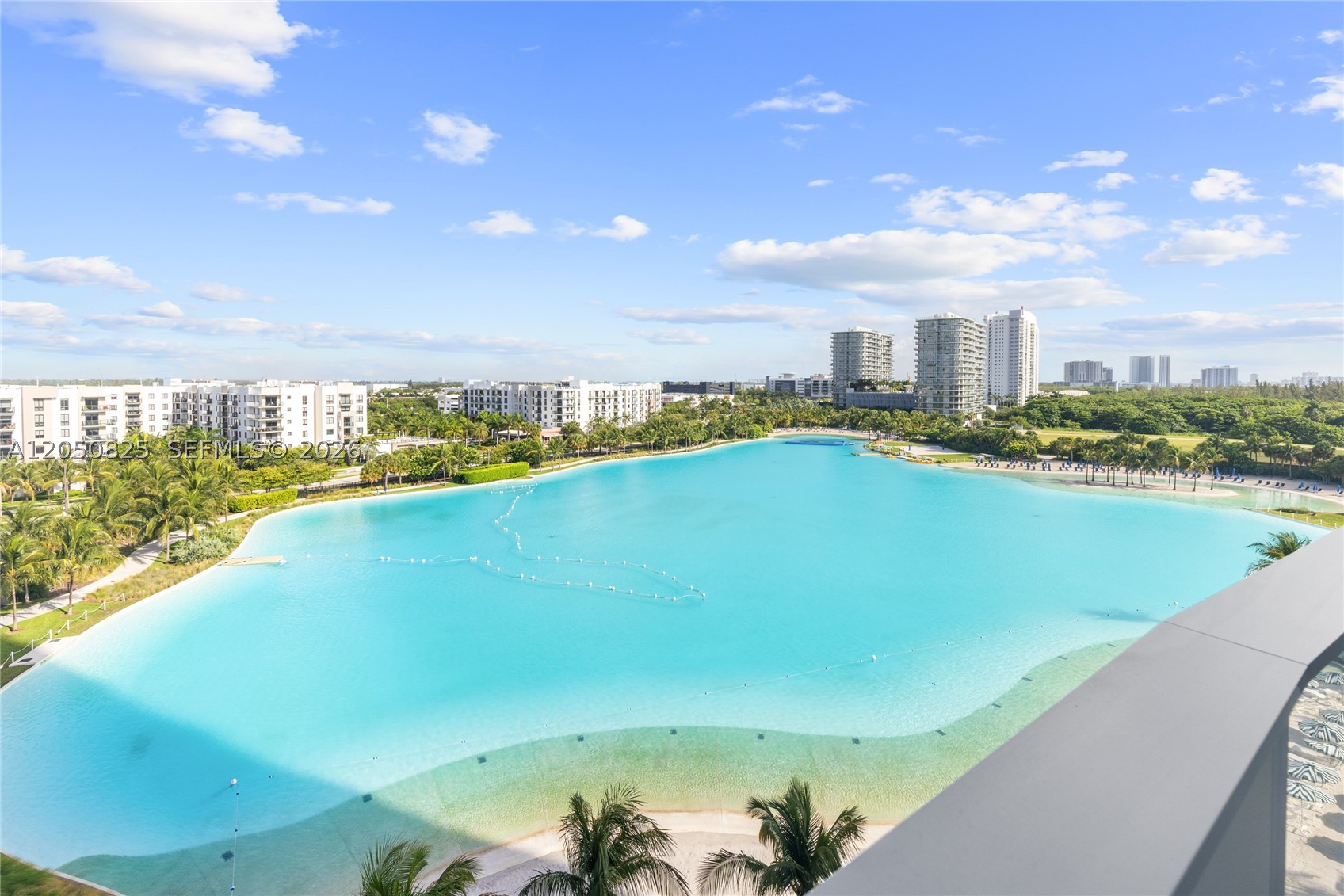 2411 Laguna Cr #606, Miami FL 33181