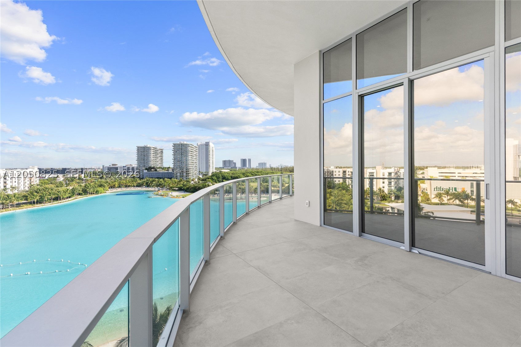 2411 Laguna Cr #606, Miami FL 33181