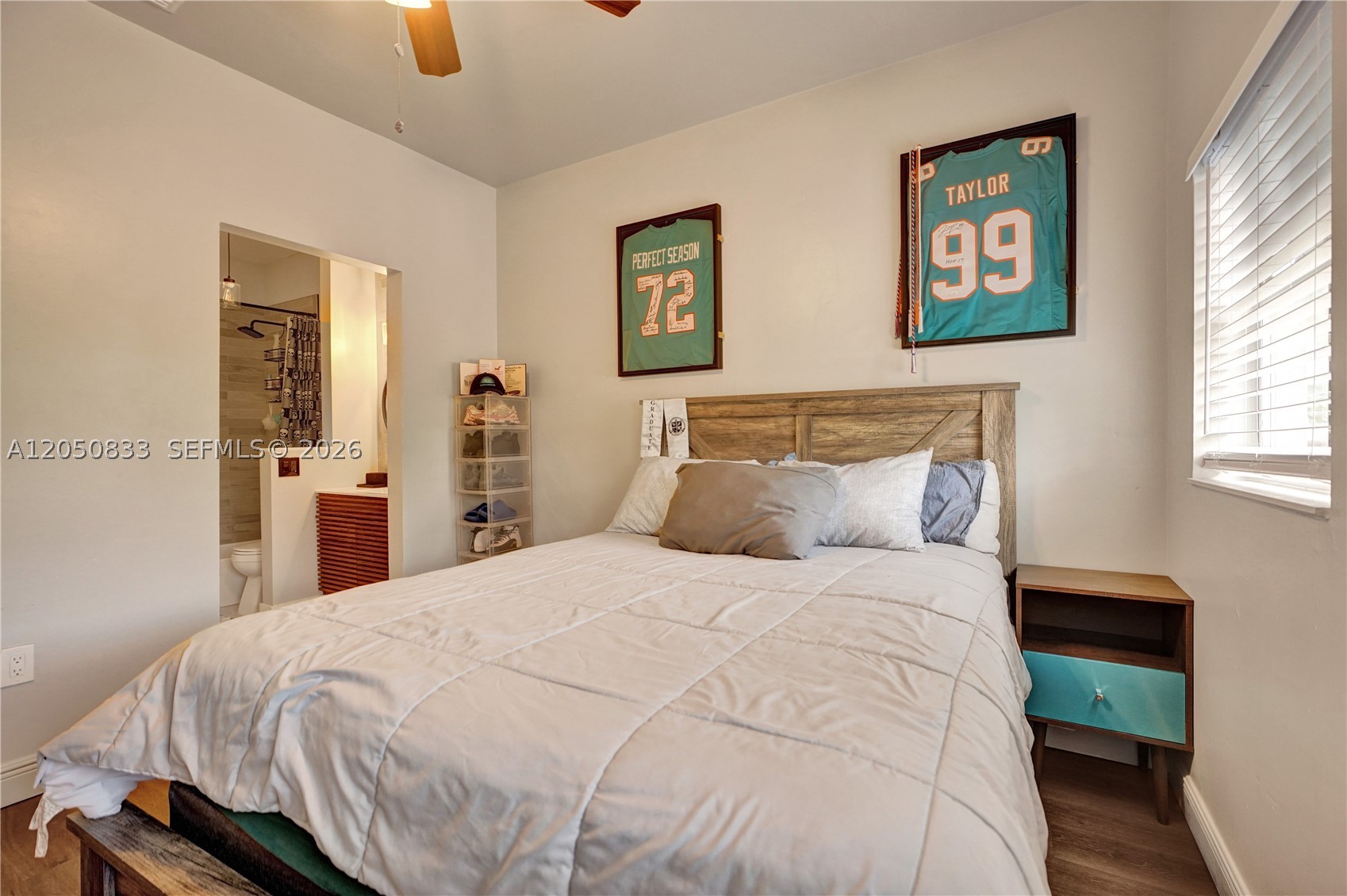 2404 NE 135th St #2404, North Miami FL 33181