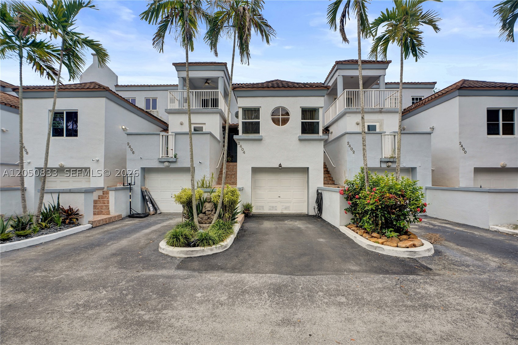 2404 NE 135th St #2404, North Miami FL 33181