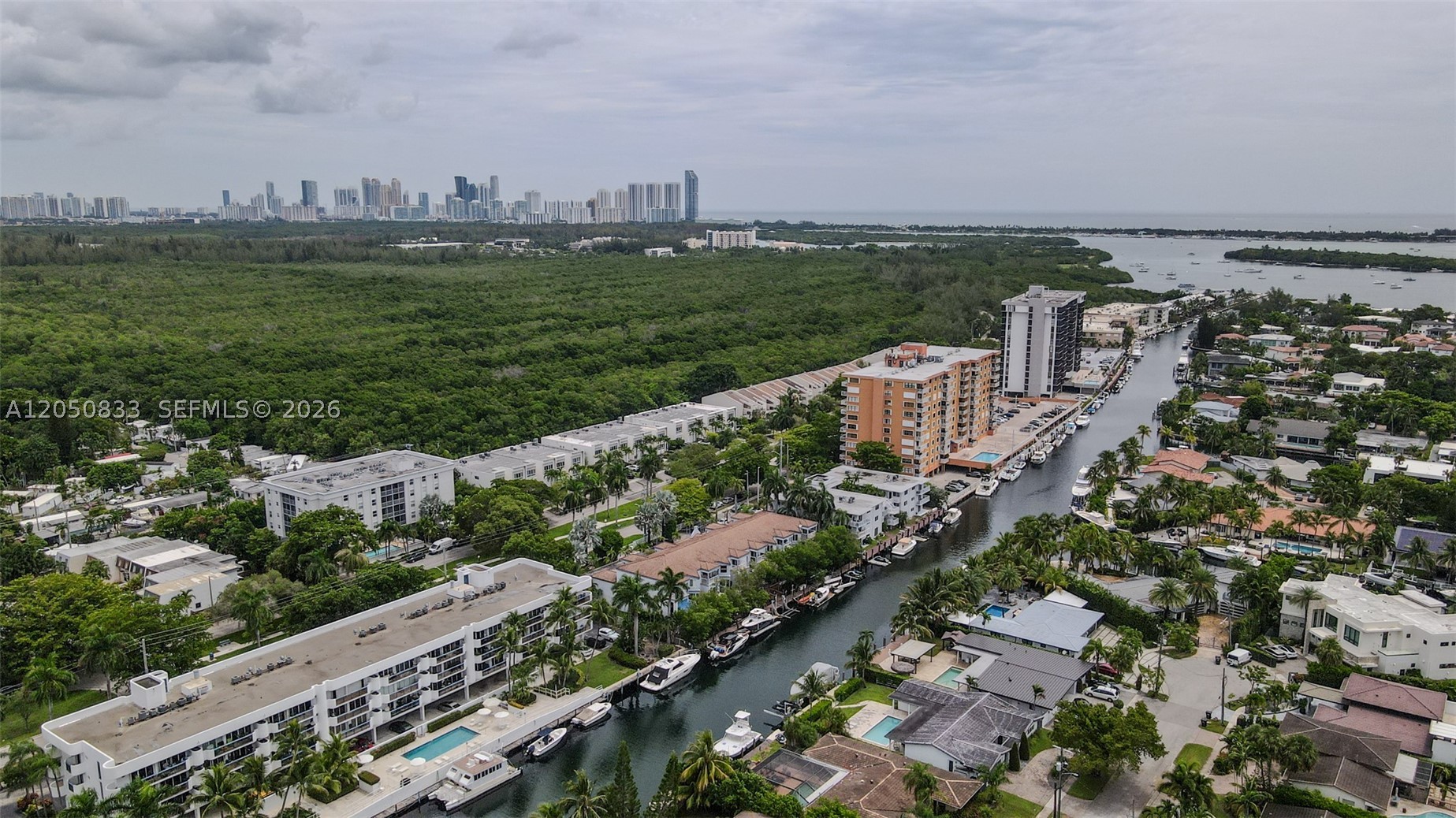 2404 NE 135th St #2404, North Miami FL 33181