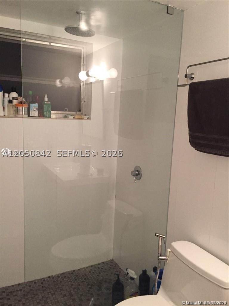 1736 SW 19th St #404, Miami FL 33145