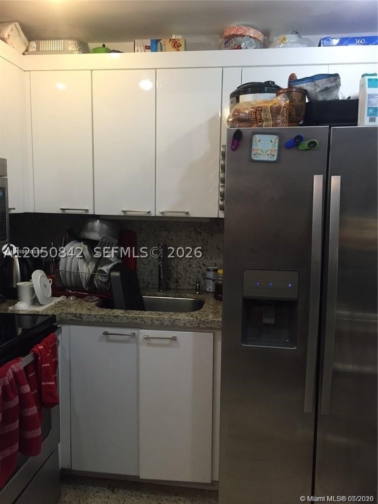 1736 SW 19th St #404, Miami FL 33145