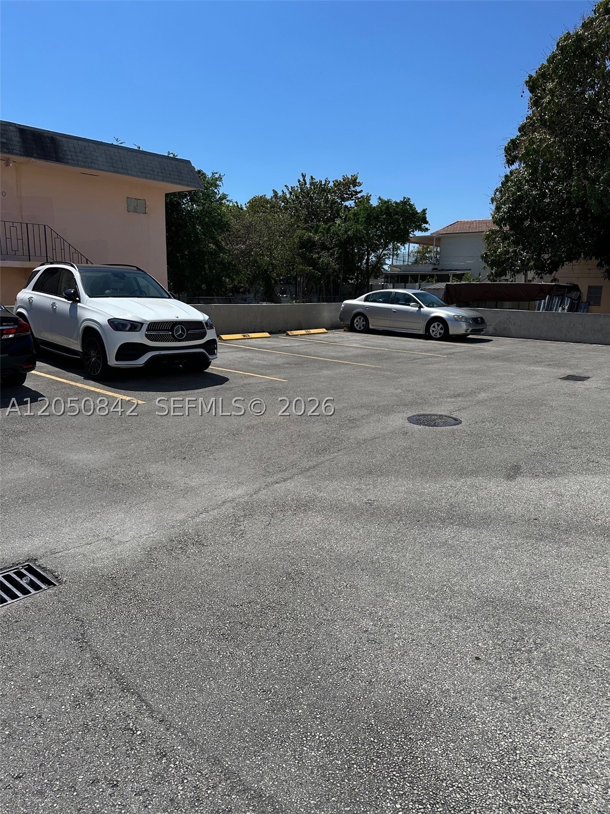1736 SW 19th St #404, Miami FL 33145