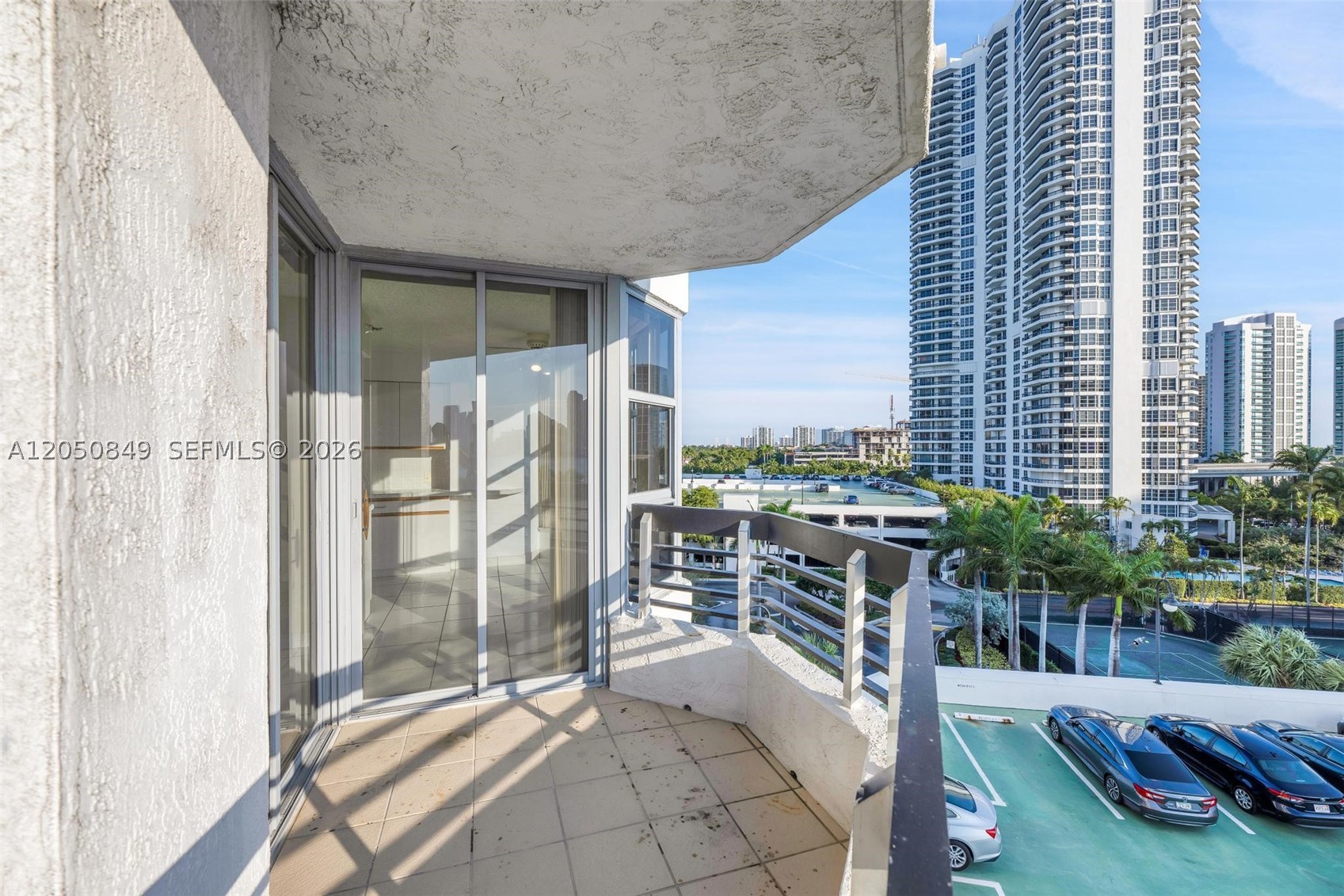 3530 Mystic Pointe Dr #710, Aventura FL 33180