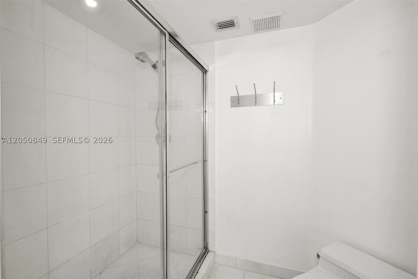 3530 Mystic Pointe Dr #710, Aventura FL 33180
