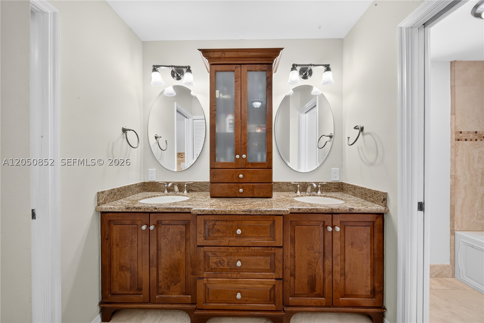 4820 Campo Sano Ct, Coral Gables FL 33146