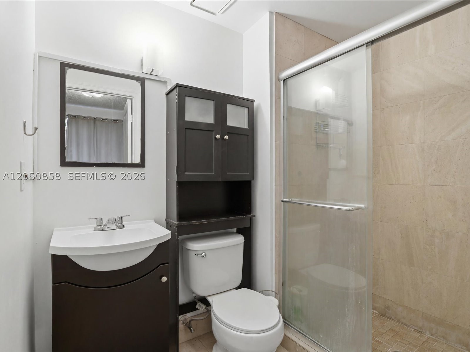 21 Simonton Cir, Weston FL 33326