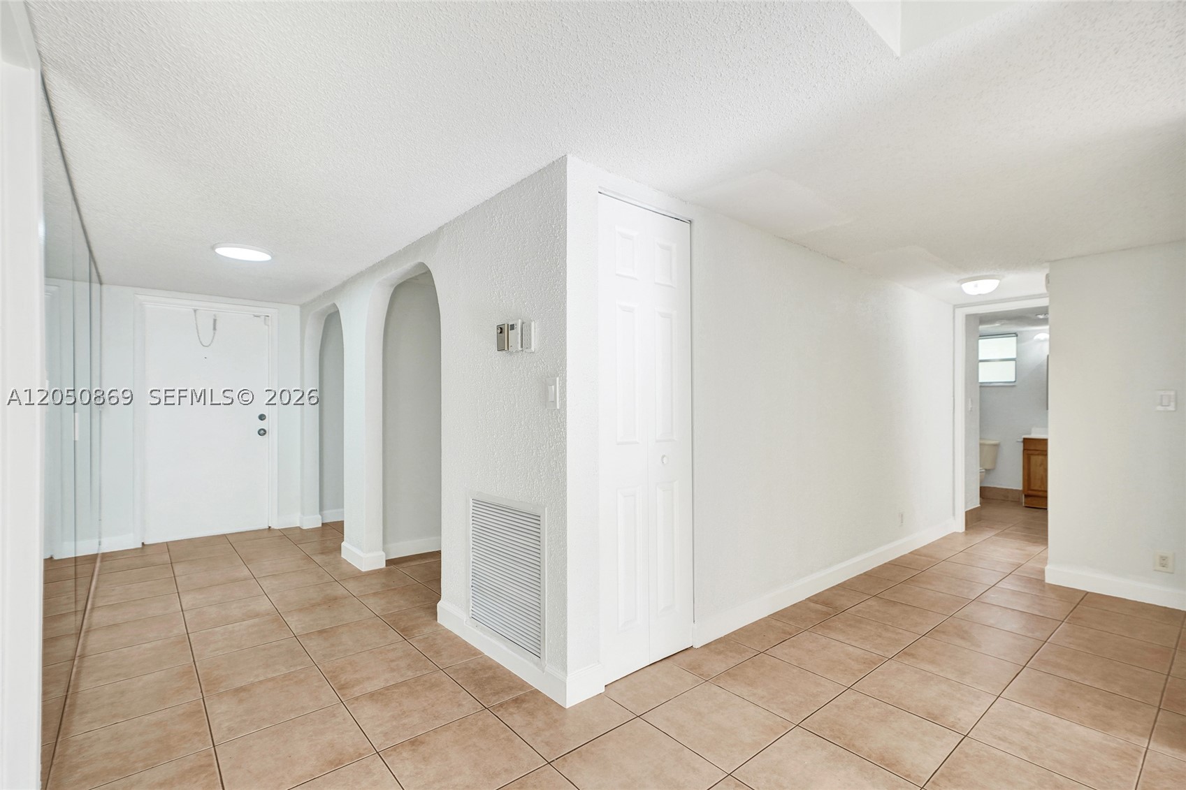 8798 Holly Ct #101, Tamarac FL 33321