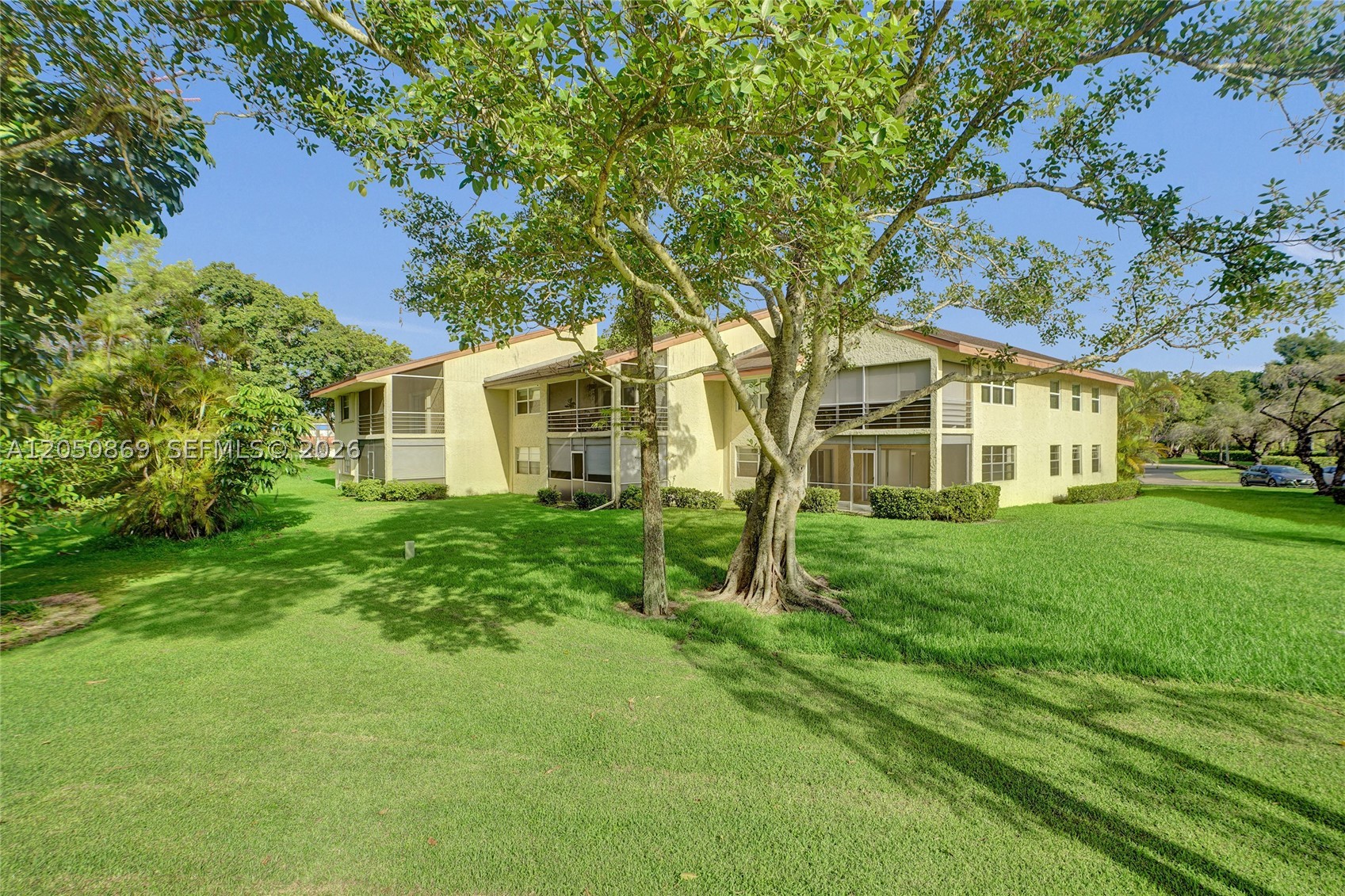 8798 Holly Ct #101, Tamarac FL 33321