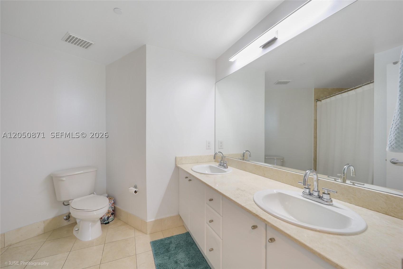 2475 Brickell Ave #1107, Miami FL 33129