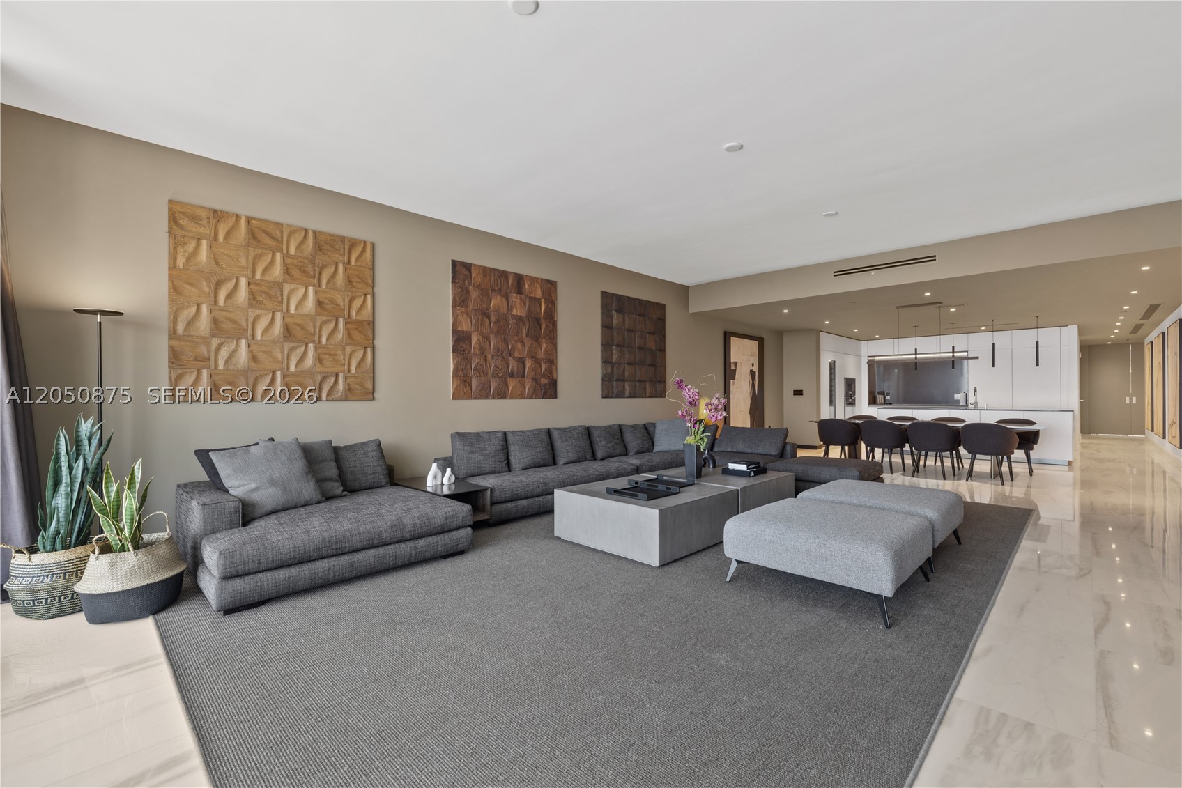 300 Biscayne Blvd Way #3104, Miami FL 33131