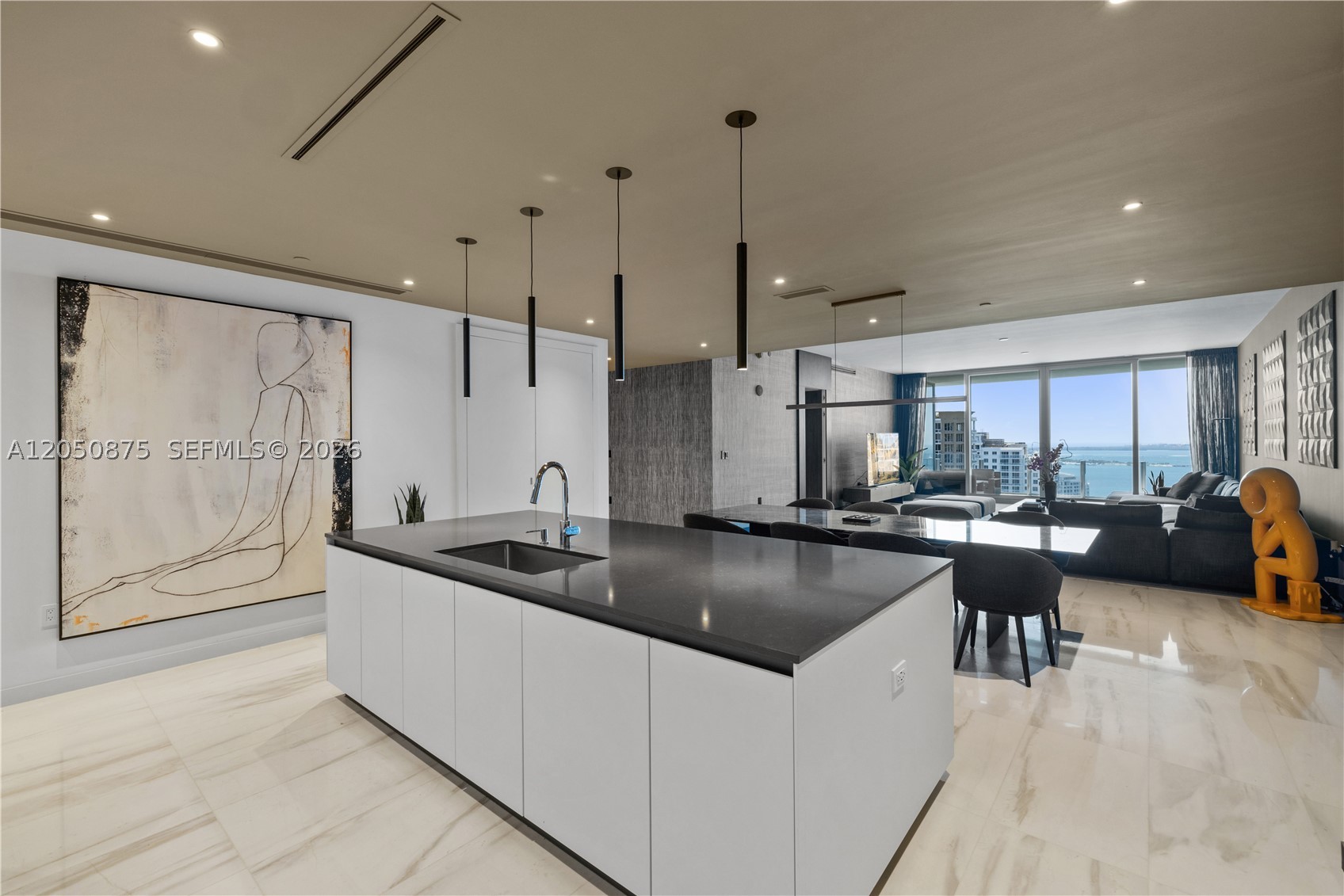 300 Biscayne Blvd Way #3104, Miami FL 33131