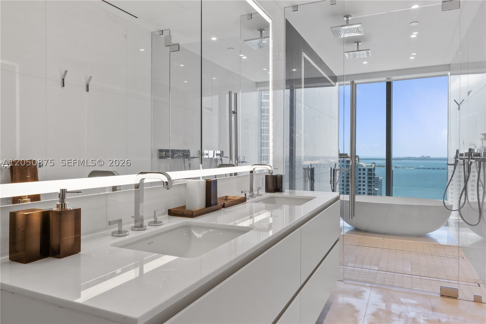 300 Biscayne Blvd Way #3104, Miami FL 33131
