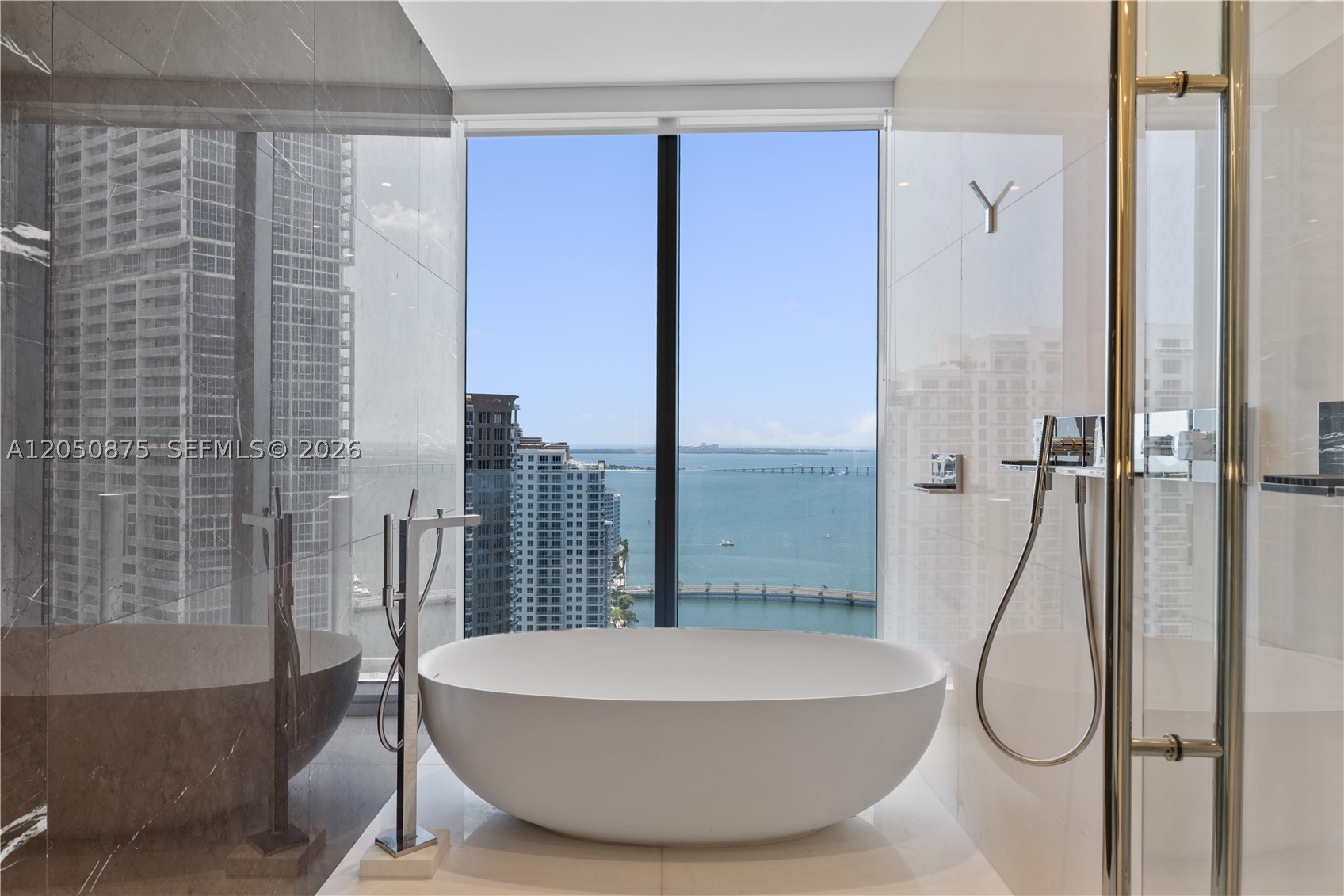 300 Biscayne Blvd Way #3104, Miami FL 33131