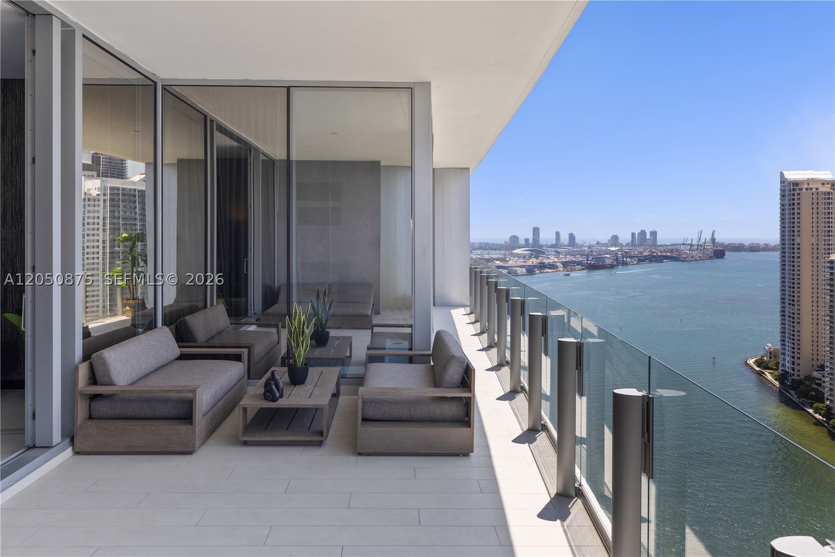 300 Biscayne Blvd Way #3104, Miami FL 33131