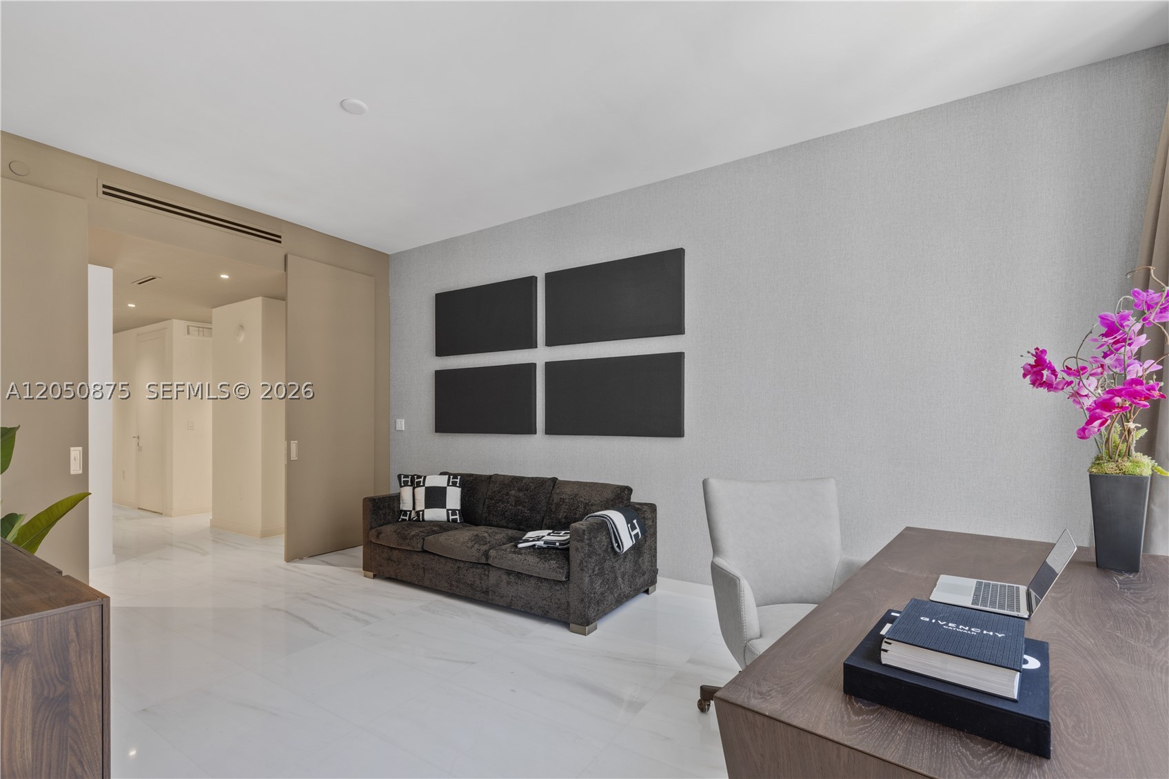 300 Biscayne Blvd Way #3104, Miami FL 33131