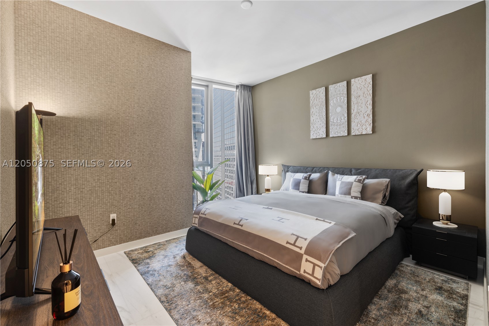 300 Biscayne Blvd Way #3104, Miami FL 33131