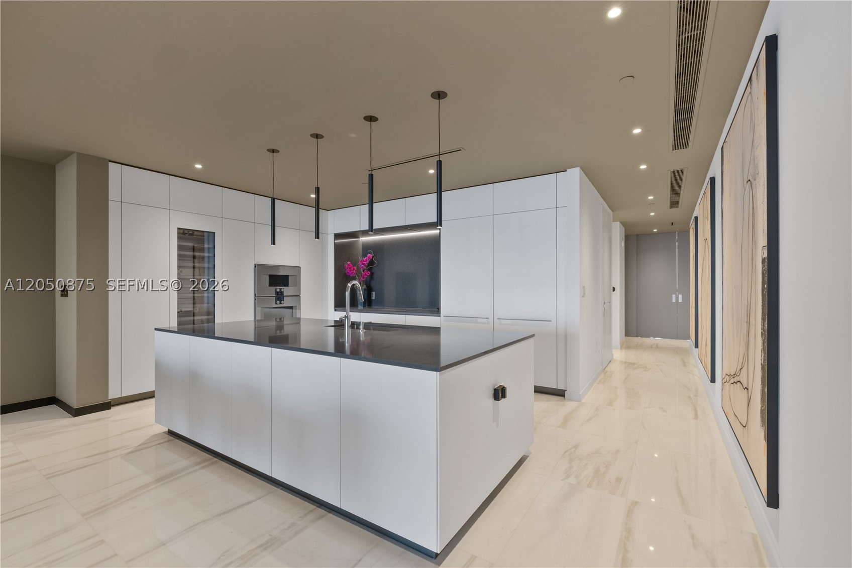 300 Biscayne Blvd Way #3104, Miami FL 33131