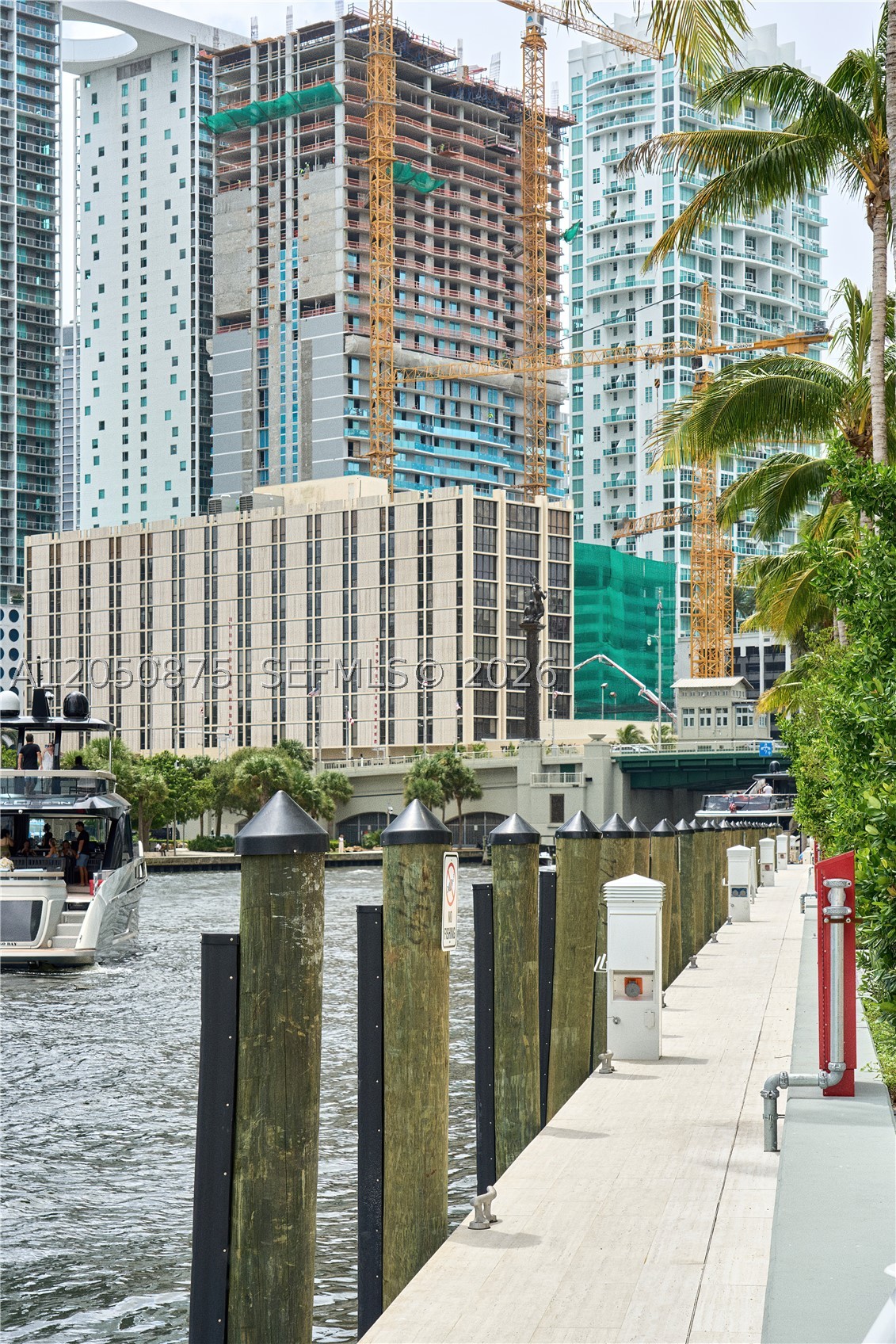 300 Biscayne Blvd Way #3104, Miami FL 33131