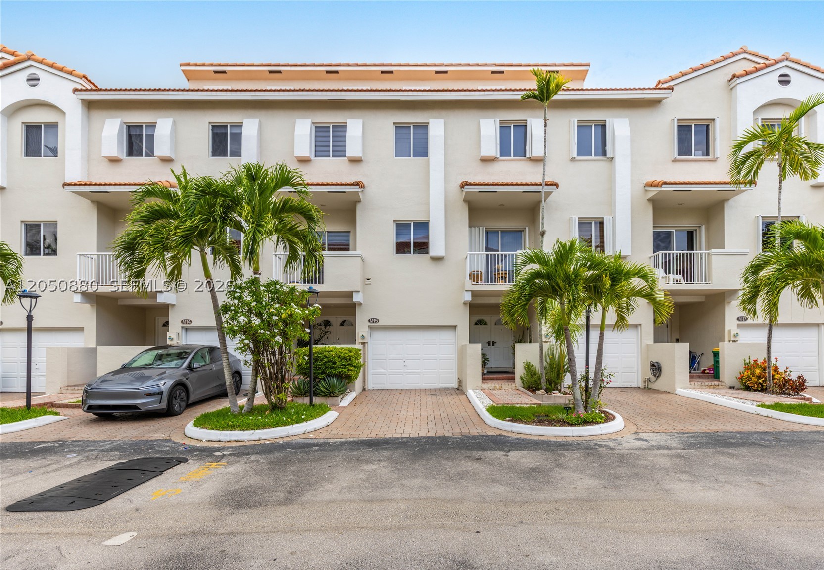 21399 Marina Cove Cir #M-15, Aventura FL 33180
