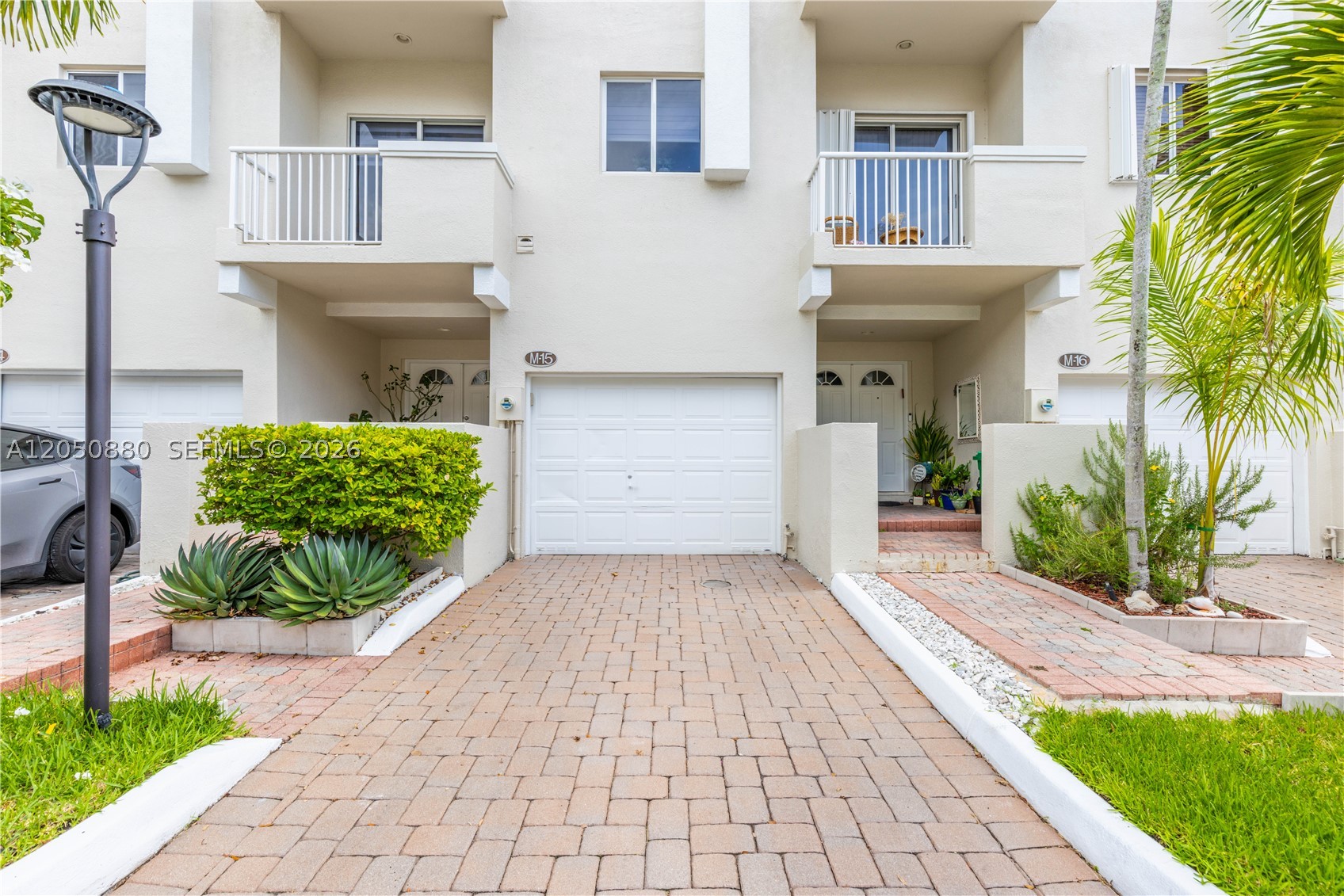 21399 Marina Cove Cir #M-15, Aventura FL 33180