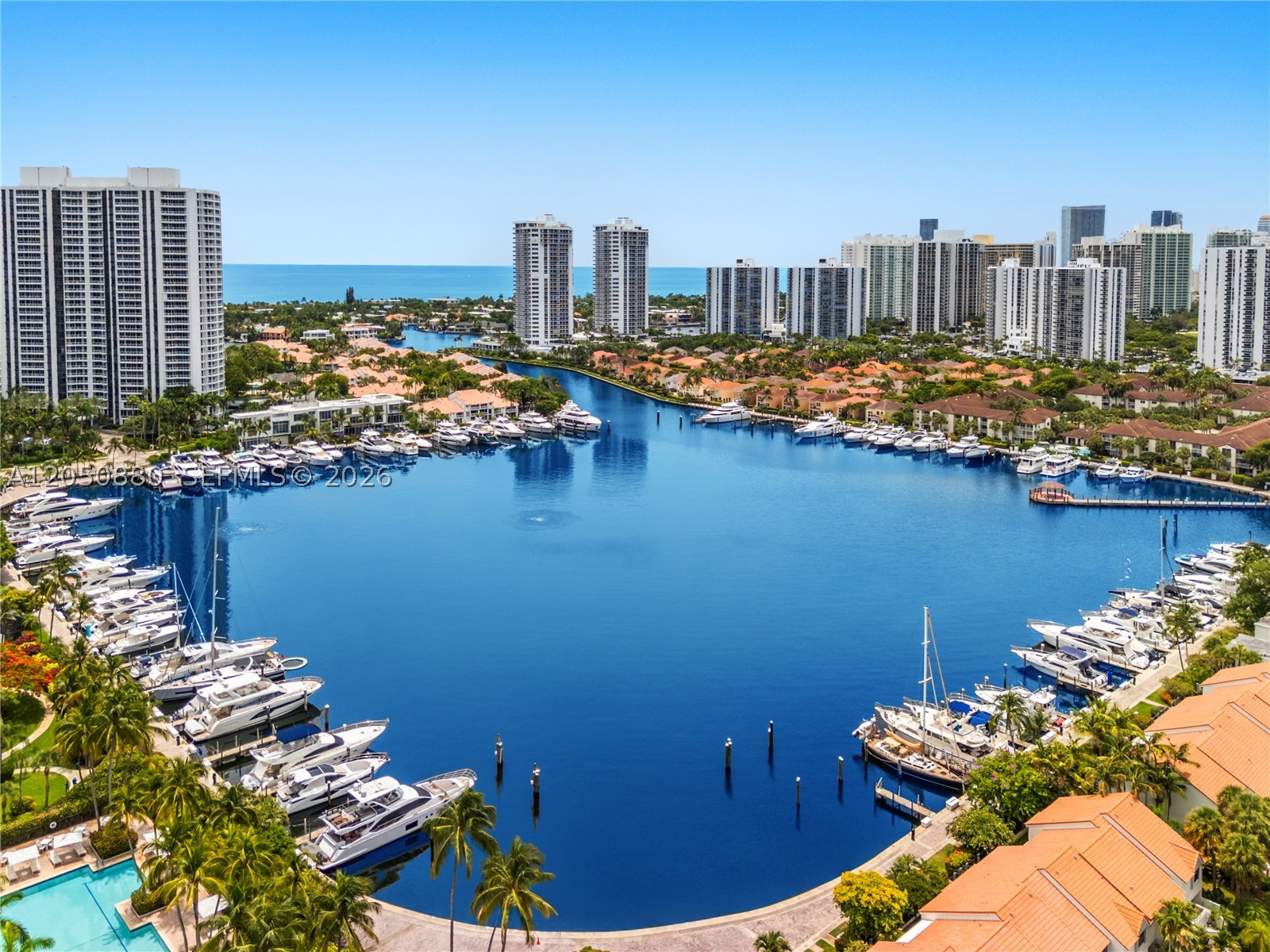 21399 Marina Cove Cir #M-15, Aventura FL 33180