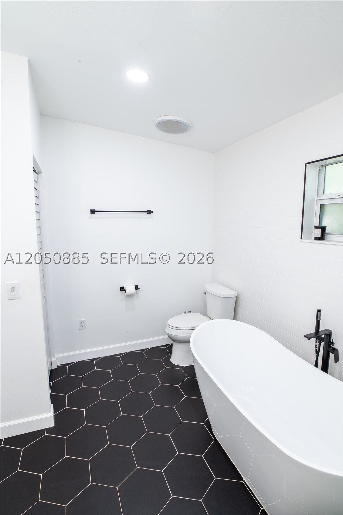 5030 SW 113th Ct, Miami FL 33165