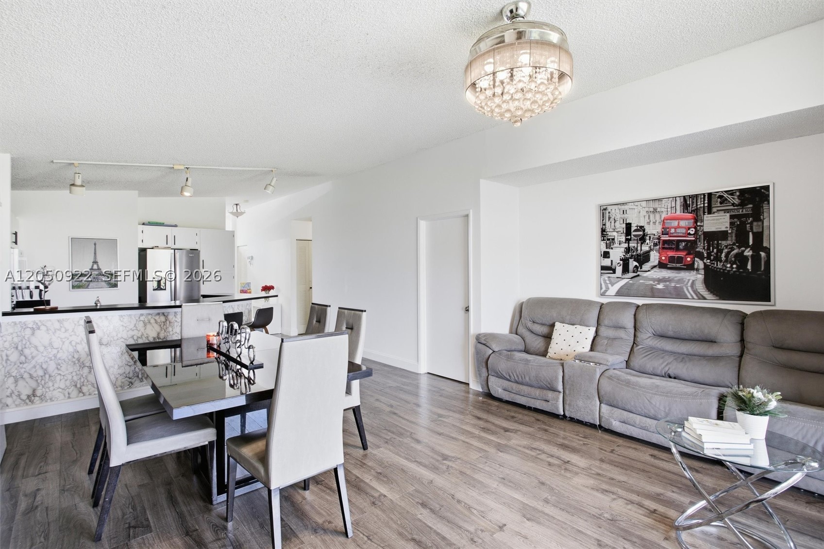502 Woodgate Cir #B, Sunrise FL 33326