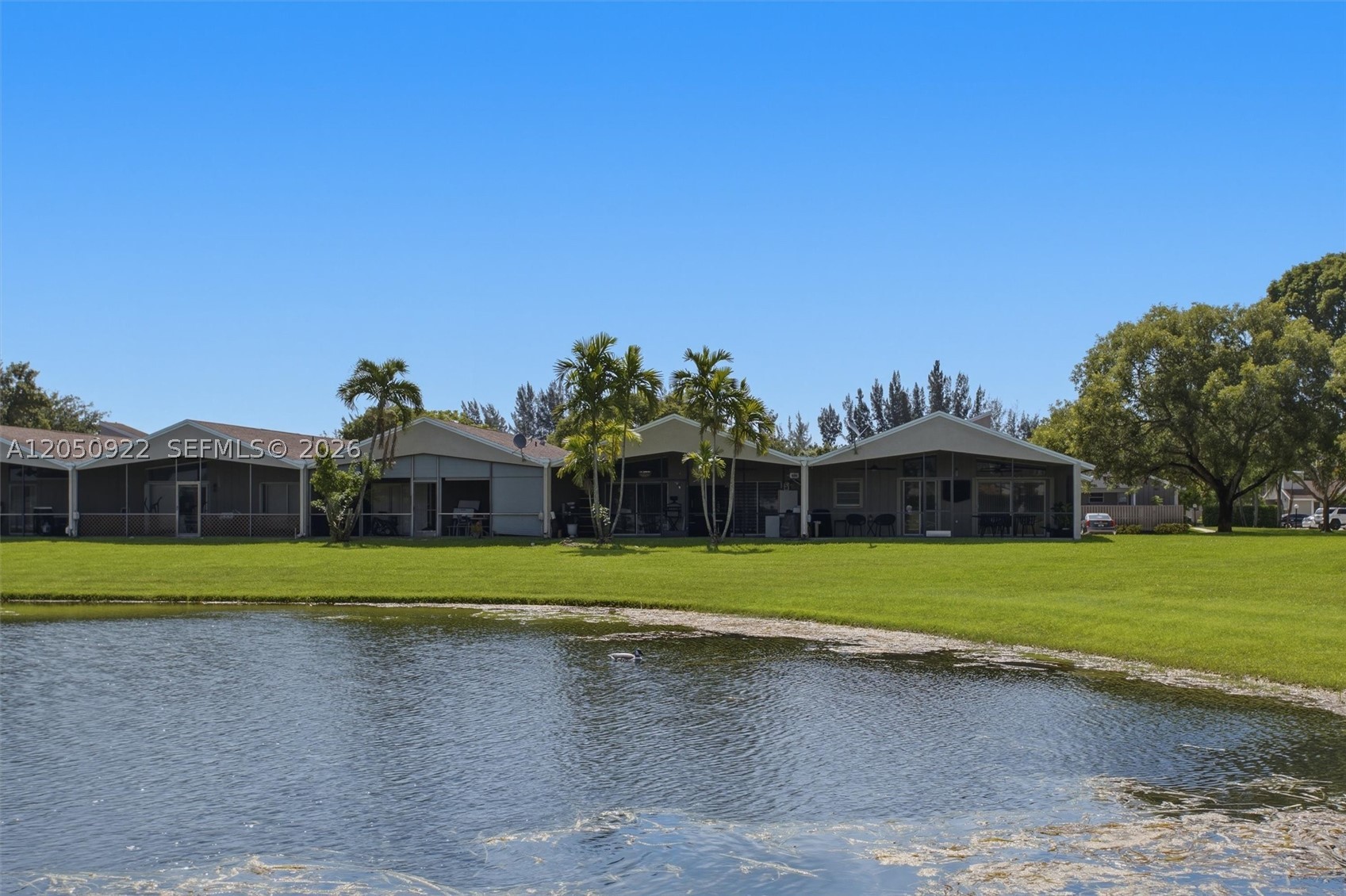502 Woodgate Cir #B, Sunrise FL 33326