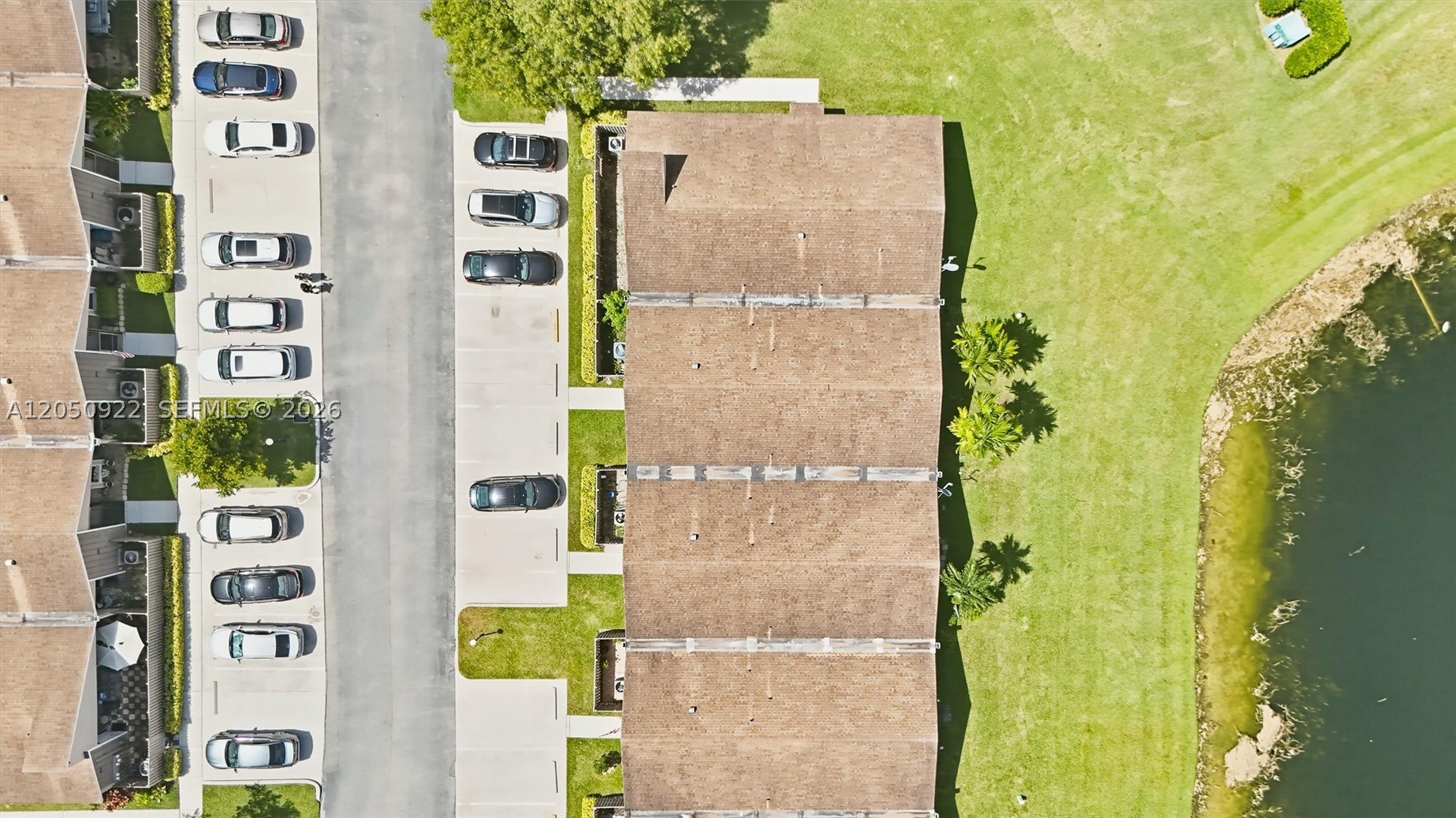 502 Woodgate Cir #B, Sunrise FL 33326
