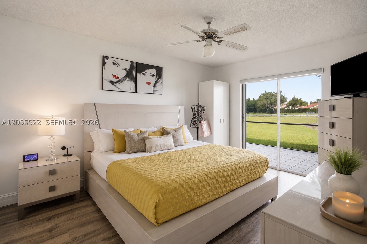 502 Woodgate Cir #B, Sunrise FL 33326