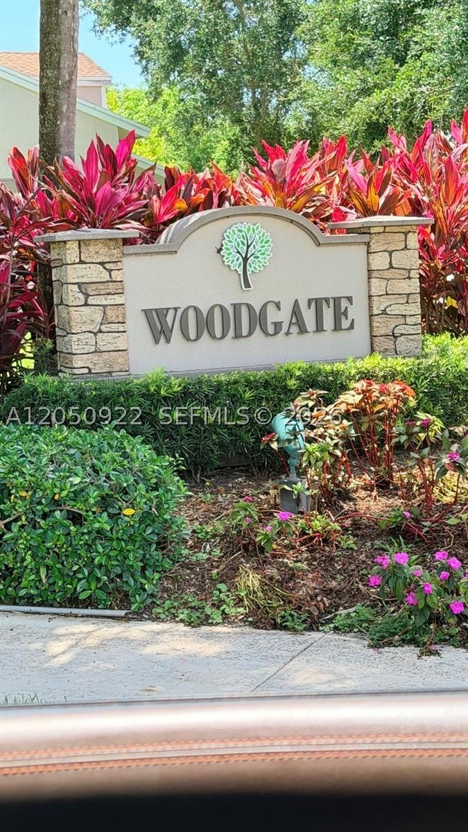 502 Woodgate Cir #B, Sunrise FL 33326