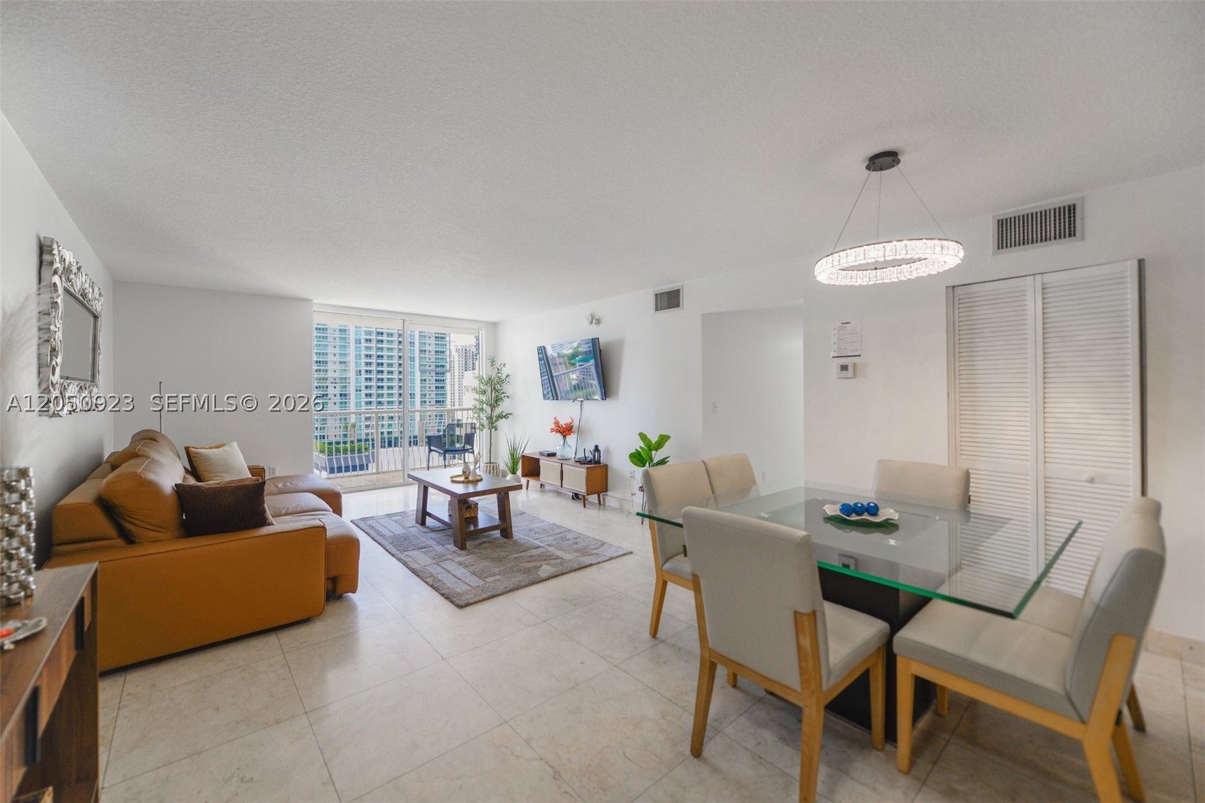 1200 Brickell Bay Dr #2324, Miami FL 33131