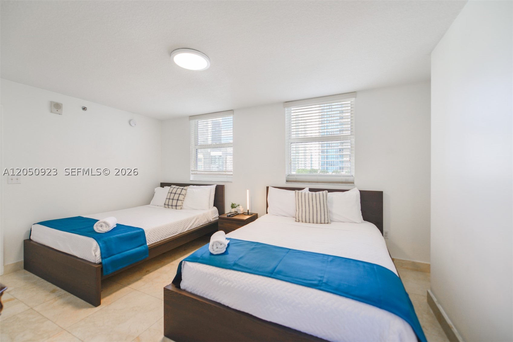 1200 Brickell Bay Dr #2324, Miami FL 33131