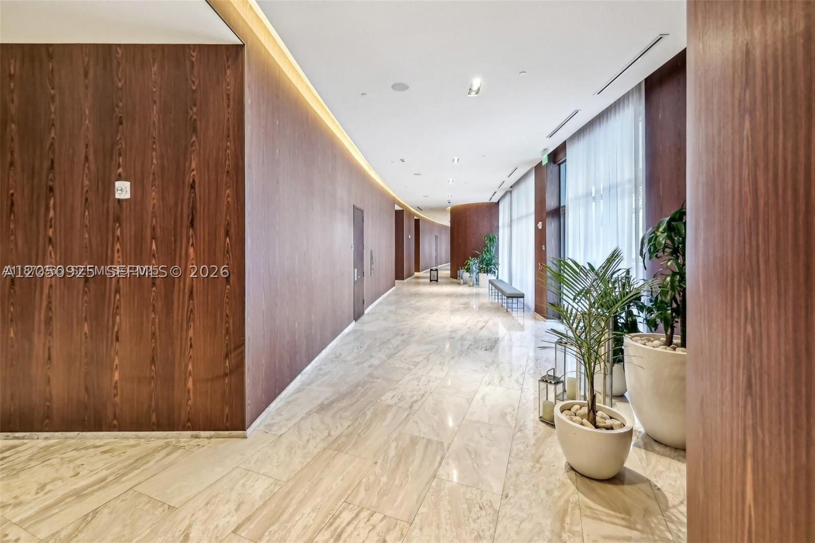 3250 NE 188th St #608, Aventura FL 33180